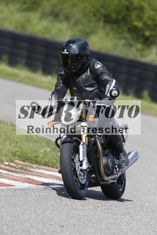 /Archiv-2025/09 22.04.2025 Cornu Master School ADR/gruen-vert/23